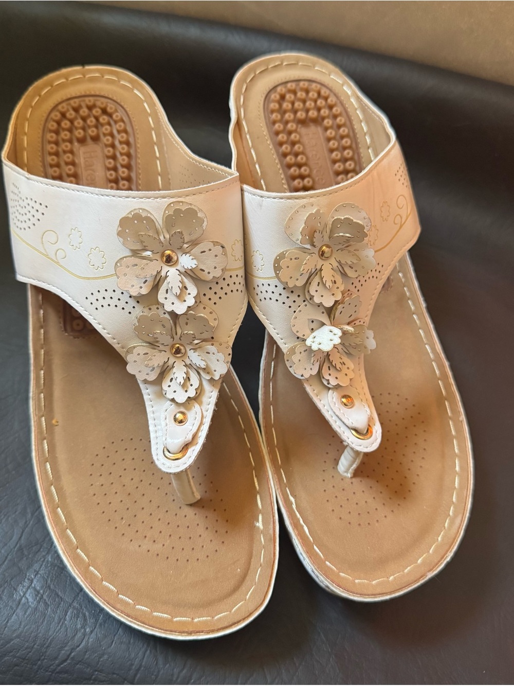 Harence Floral Embellished Thong Sandals